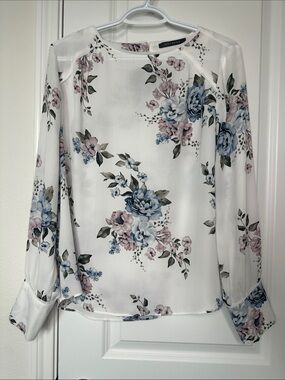 Suzy Shier Cream Blouse with Blue and Blush Floral Print